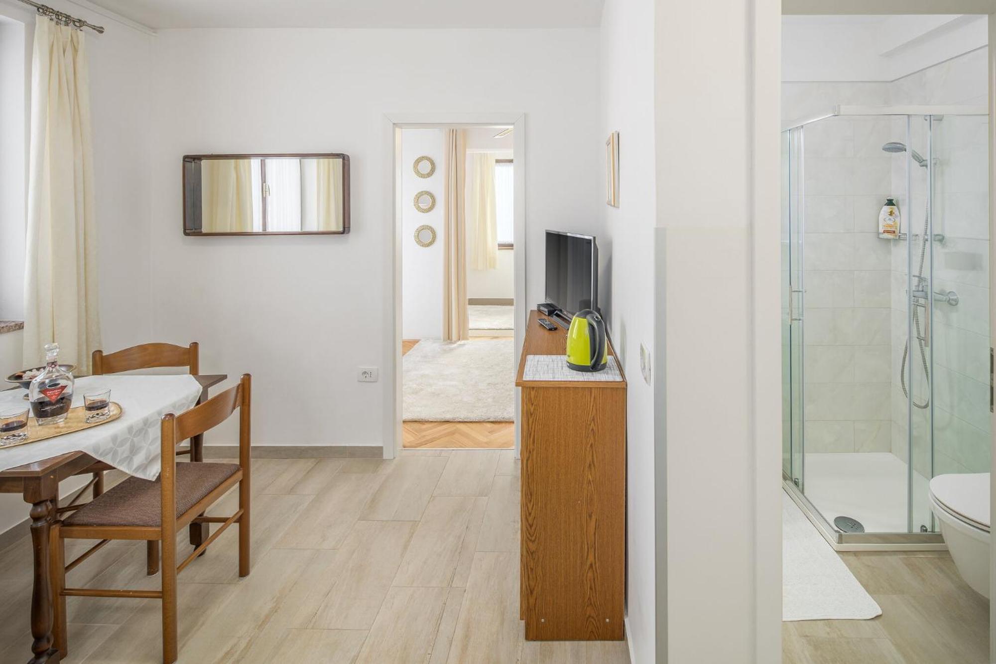Katana Apartment
